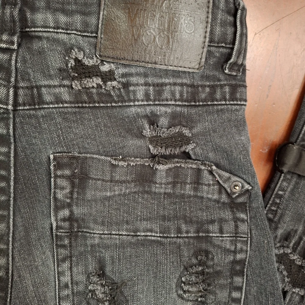 Men's smeggler moon Skinny Jeans in Distressed Gray